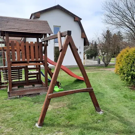 Megallo Wellness Panzio 3*