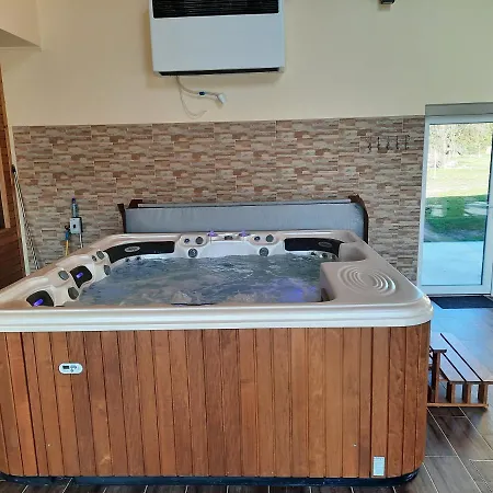 Megallo Wellness Panzio Pensjonat