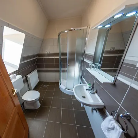 Megallo Wellness Panzio Pensjonat Palhaza