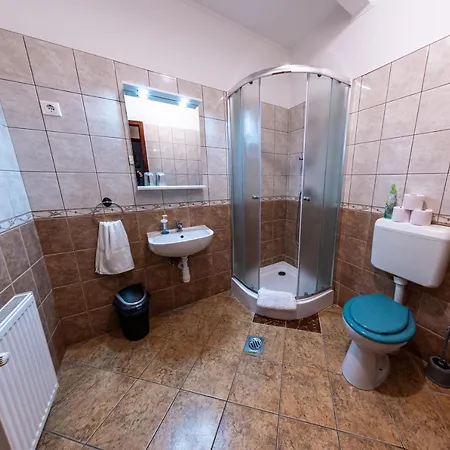 Megallo Wellness Panzio Pensjonat Palhaza