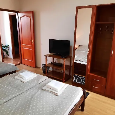 Pensjonat Megallo Wellness Panzio